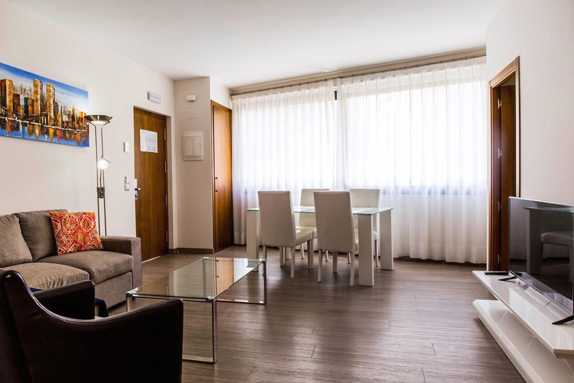 Dimona Suites Apartamentos Turísticos Torremolinos Exterior foto