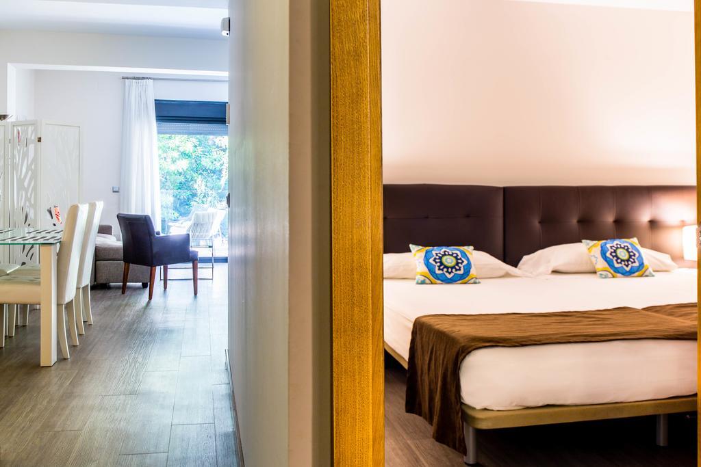 Dimona Suites Apartamentos Turísticos Torremolinos Exterior foto